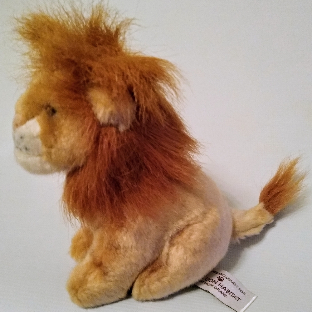Lion Habitat MGM Grand Stuffed Plush Bean Bag Toy